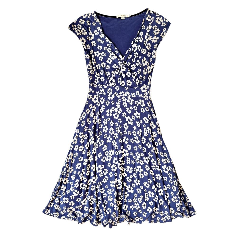 Boden 100% Viscose Floral Fit & Flare Dress Blue Ivory V Neck Cap Sleeve US 2